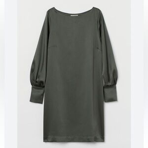 New with tags: H&M green boat neck satin dress